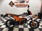 2026 KTM 390 SMC R 2026 KTM 390 SMC R