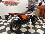 2026 KTM 390 SMC R 2026 KTM 390 SMC R