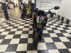 2026 KTM 890 Duke R 2026 KTM 890 Duke R