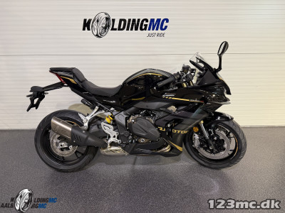 QJ Motor SRK 800 RR Black