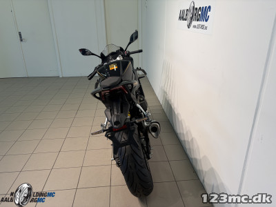 QJ Motor SRK 800 RR