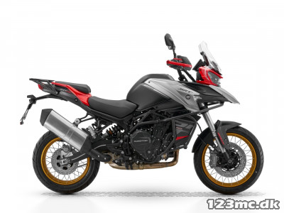 QJ Motor SRT 900 SX