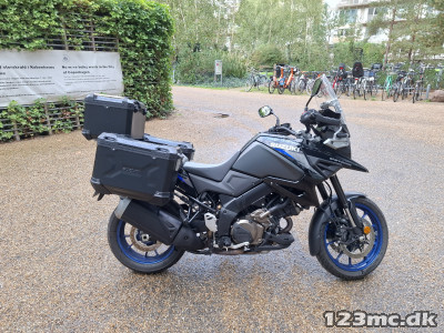Suzuki DL 1050 V-Strom Suzuki DL 1050 V-Strom