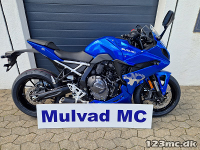 Suzuki GSX-8R
