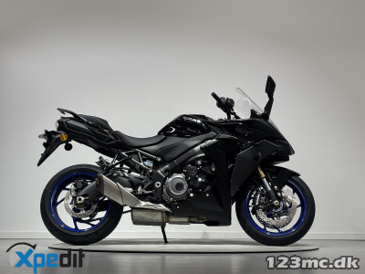 Suzuki GSXS 1000 GT