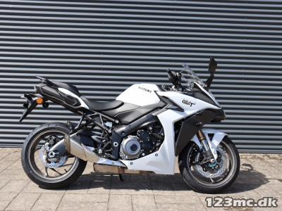 Suzuki GSXS 1000 GT