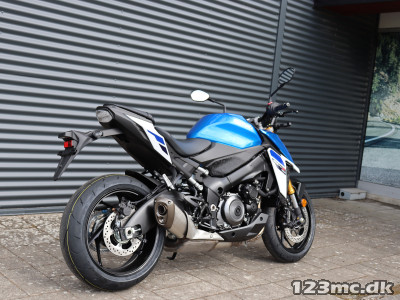 Suzuki GSXS 1000