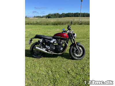 Triumph Speed Twin 1200