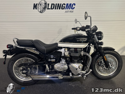 Triumph Speedmaster Sapphire Black /Crystal White