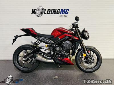 Triumph Street Triple RS Carnival Red