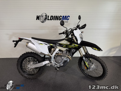 Triumph TF 450-E Triumph Racing Yellow / Black / White