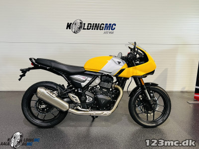 Triumph Thruxton 400