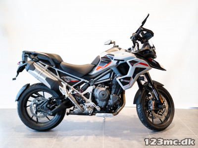 Triumph Tiger 1200 Alpine Edition