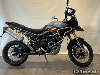 Triumph Tiger 900 Desert Edition