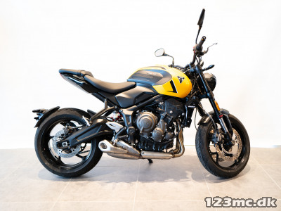 Triumph Trident 660