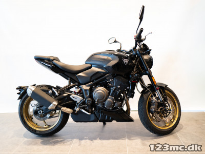Triumph Trident 800 DEMO