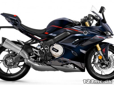 Voge RR 660 S blå eller rød