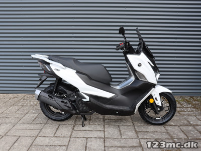 Voge SR1