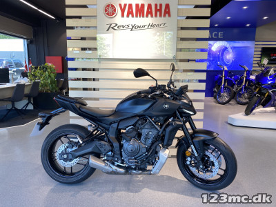 Yamaha MT-07 Y-AMT Hyper Naked