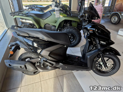 Yamaha RayZR