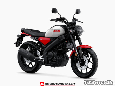 Yamaha XSR 125 Legend White