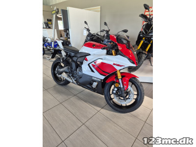 Yamaha YZF R7