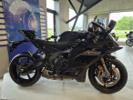 Yamaha YZF R9