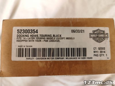 Docking HDWE, Touring Black