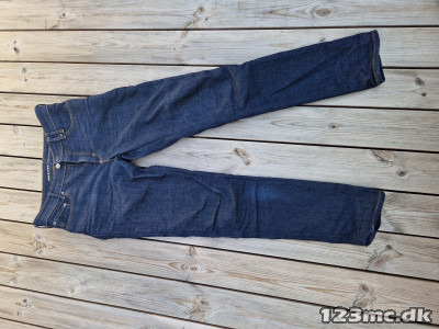 MC jeans, Rev'it i Cordura