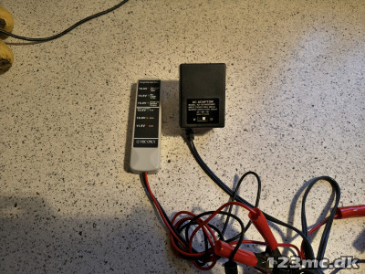 Batteri lader og tester