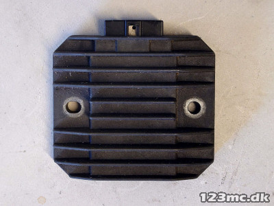 Ensretter / Laderelæ til bla. Yamaha ZZR 600