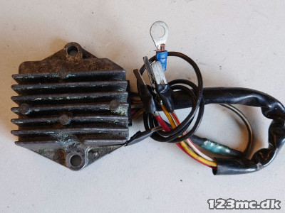 Ensretter / Laderelæ til Suzuki GS 450 årg. 80-82