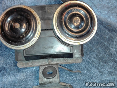 Sikringsbox og horn til Magna