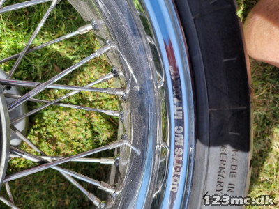 Bredt baghjul komplet