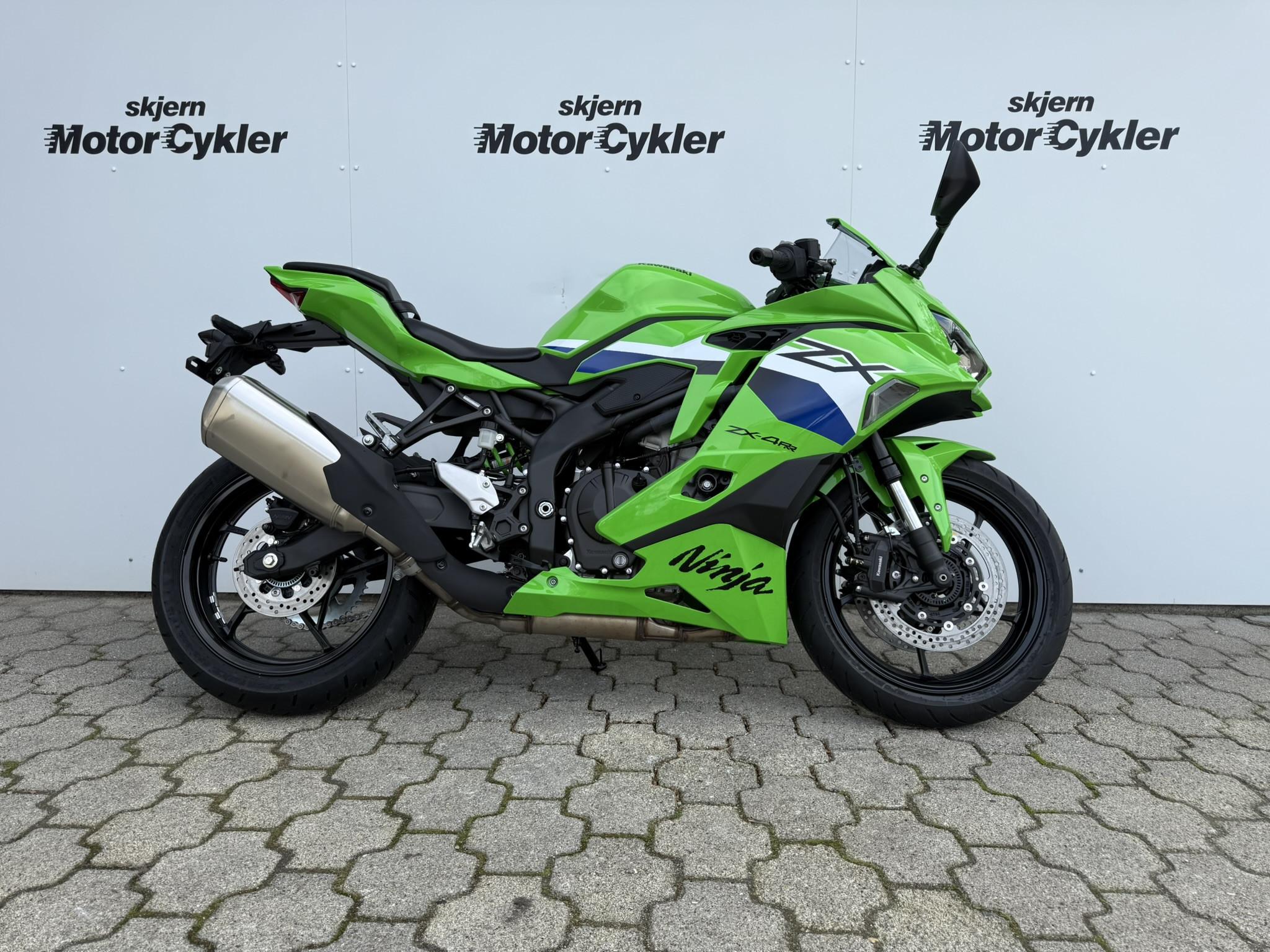 Kawasaki ZX4RR - Skjern Motorcykler