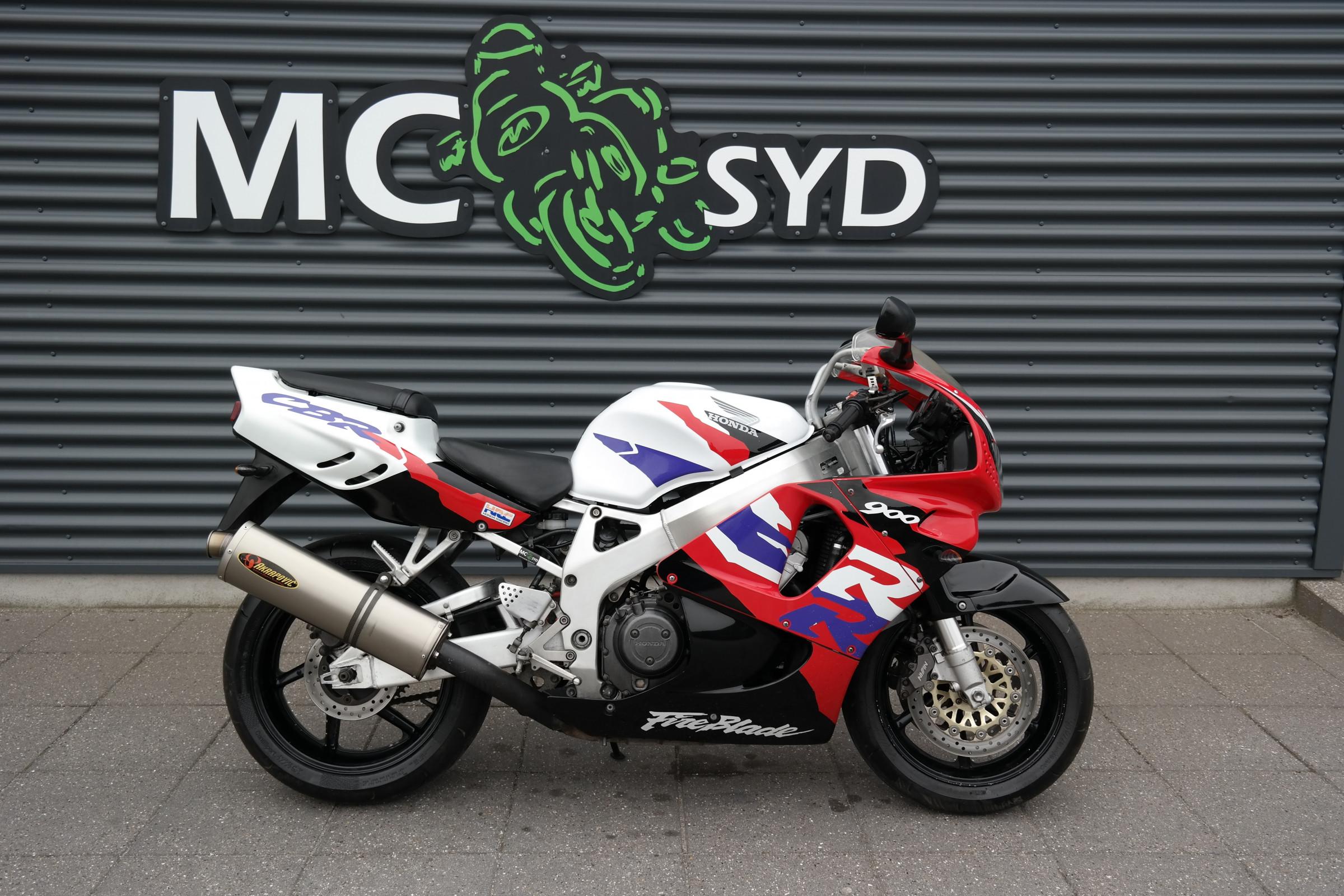 Honda CBR 900 RR