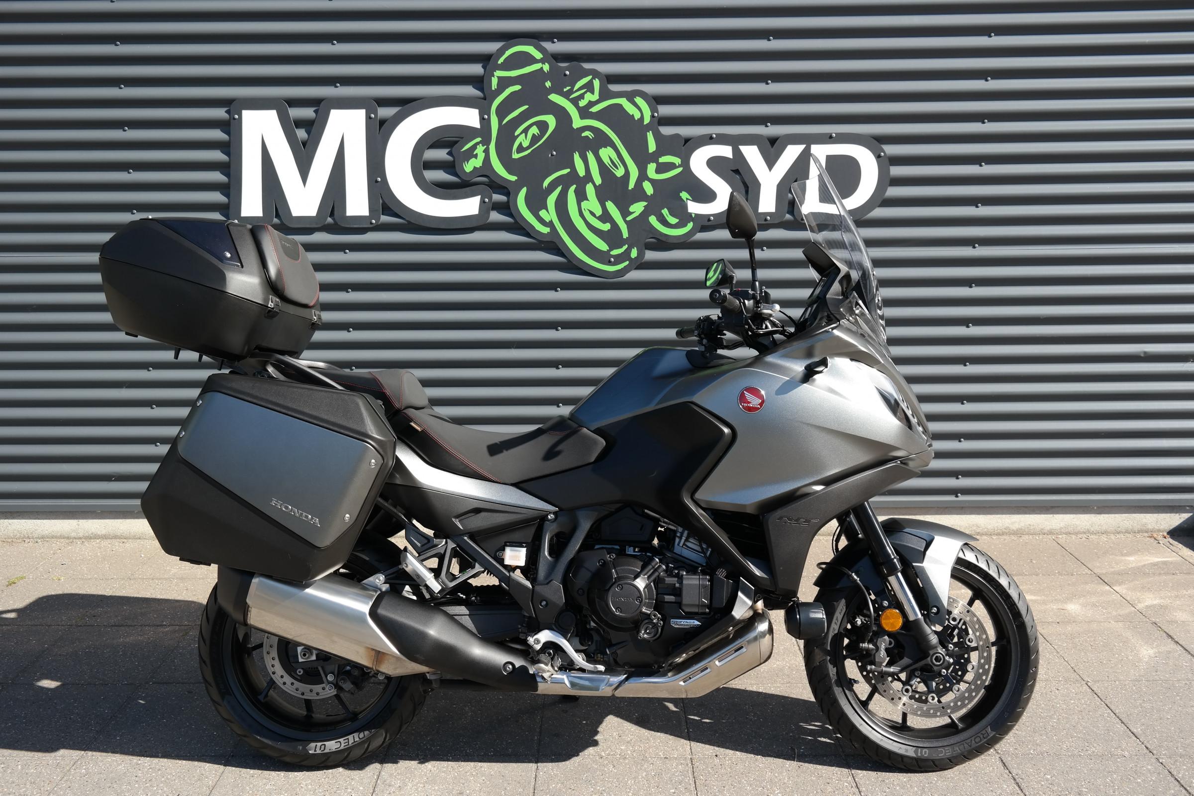 Honda NT 1100 D