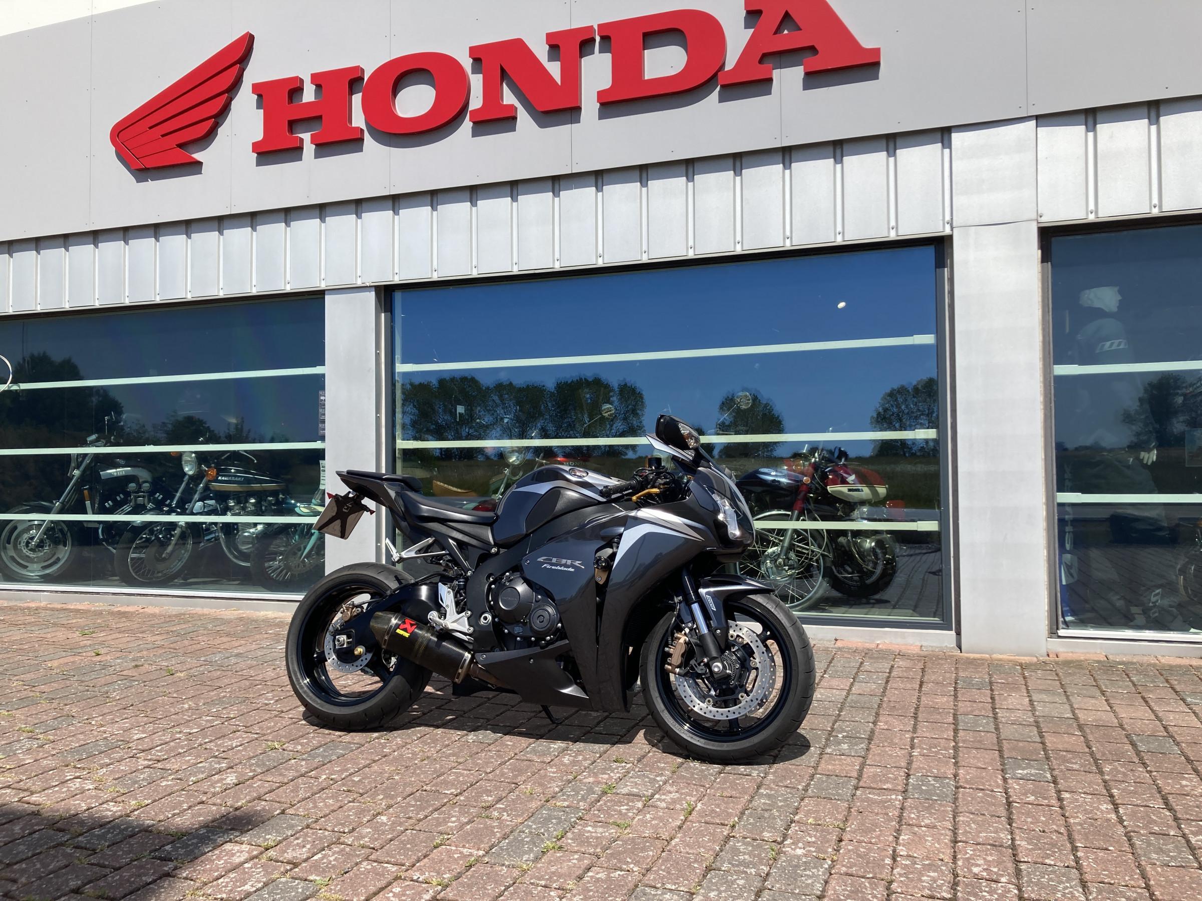 Honda CBR 1000 RR Fireblade