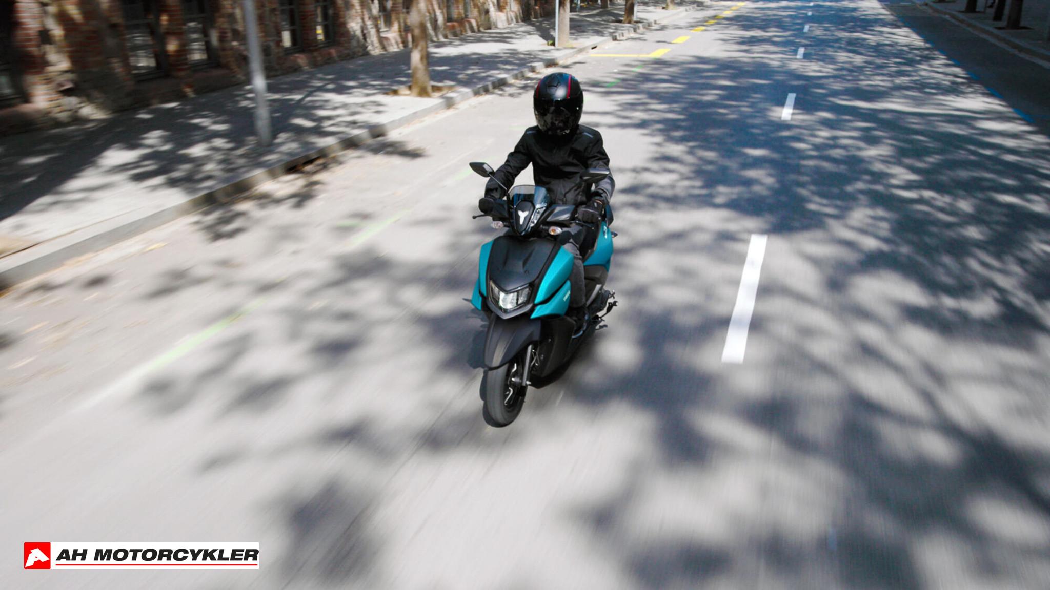 Yamaha RayZR Midnight Black — billede 7