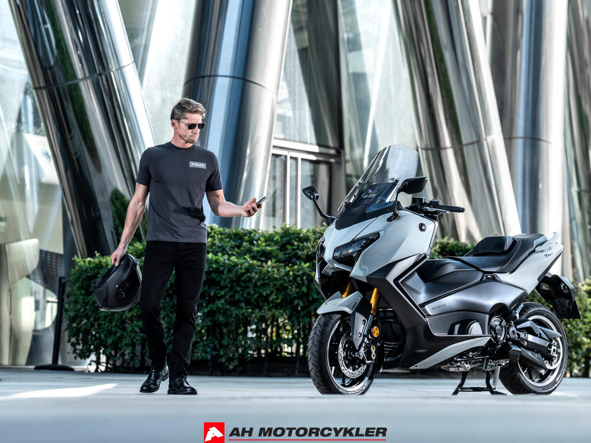 Yamaha T-Max 560 Tech Max Crystal Graphite — billede 9
