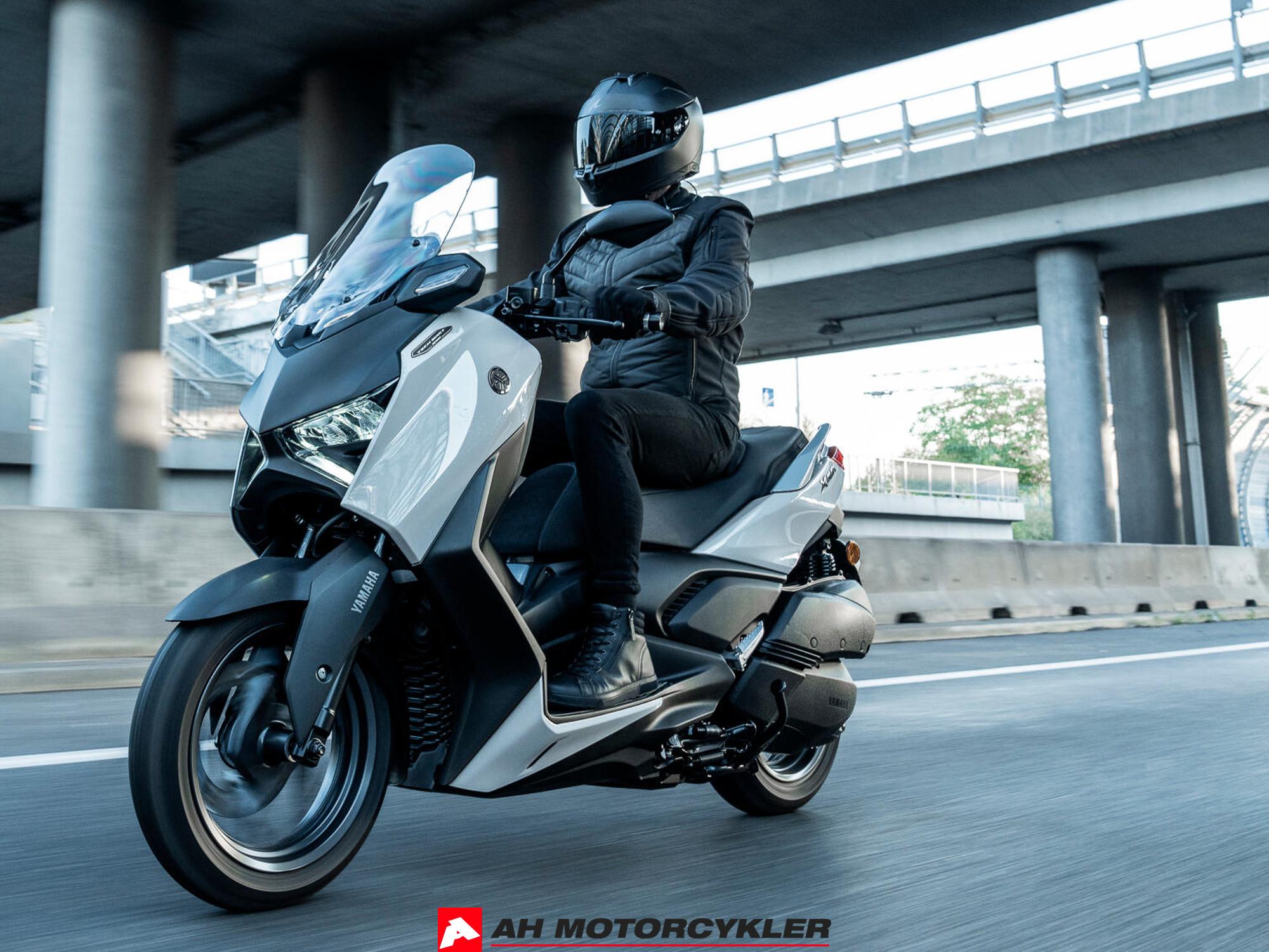 Yamaha X-Max 300 Tech Max + Crystal Graphite — billede 10