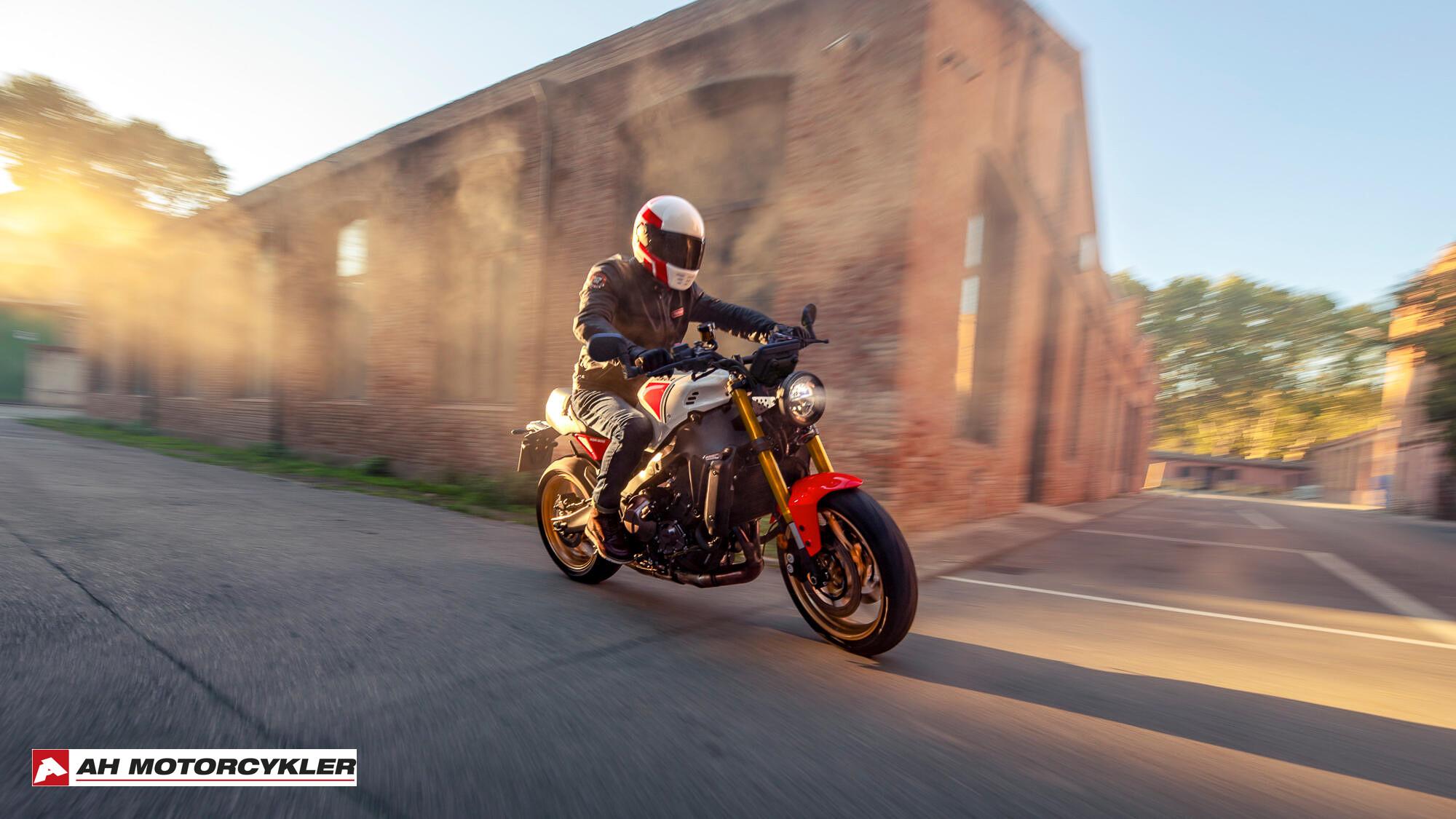 Yamaha XSR 900 Midnight Black — billede 7