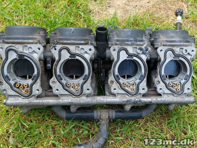 Honda CBR600 F2 karburatorer