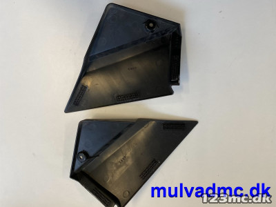 Afdækning under sæde -sæt