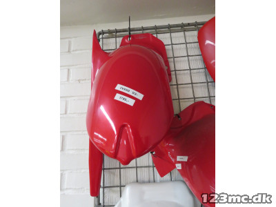 Hugger til SV650 03 ->