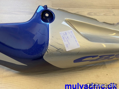 Kåbedel under sæde venstre