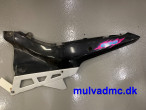 Kåbeside under sæde - venstre til Suzuki GSX 600 F