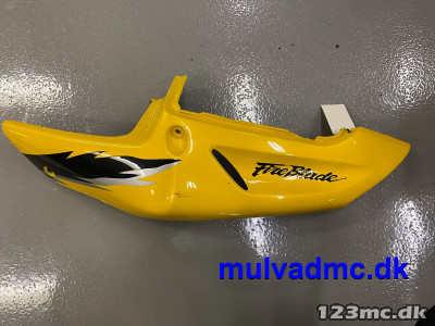 Kåbeside under sæde venstre