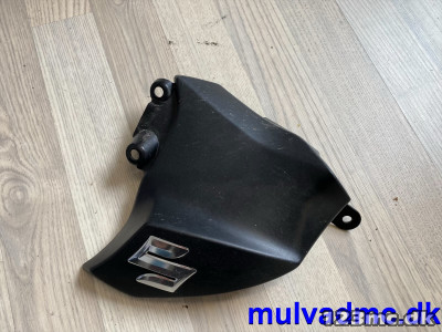 Plast afdækning v. Tank højre