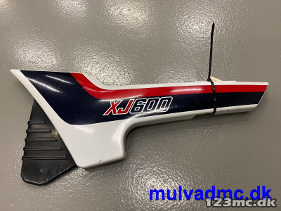 Side dæksel under sæde venstre side